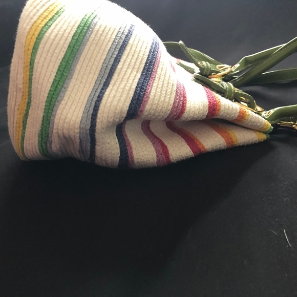 VINTAGE 1980s Like New white rainbow stripe purse - Picture 7 of 8